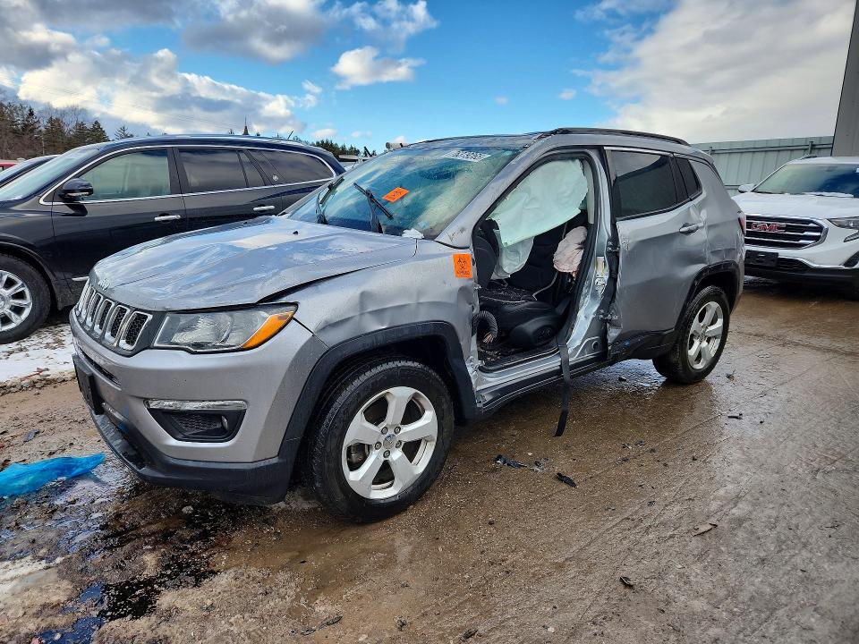 2018 JEEP COMPASS — VIN 3C4NJDBB3JT246067