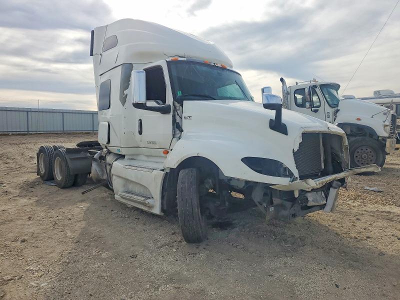 2018 INTERNATIONAL LT625 — VIN 3HSDZAPRXJN214706