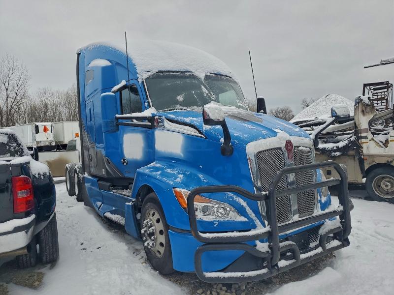 2023 KENWORTH CONSTRUCTI — VIN 1XKYDP9X6PJ226214