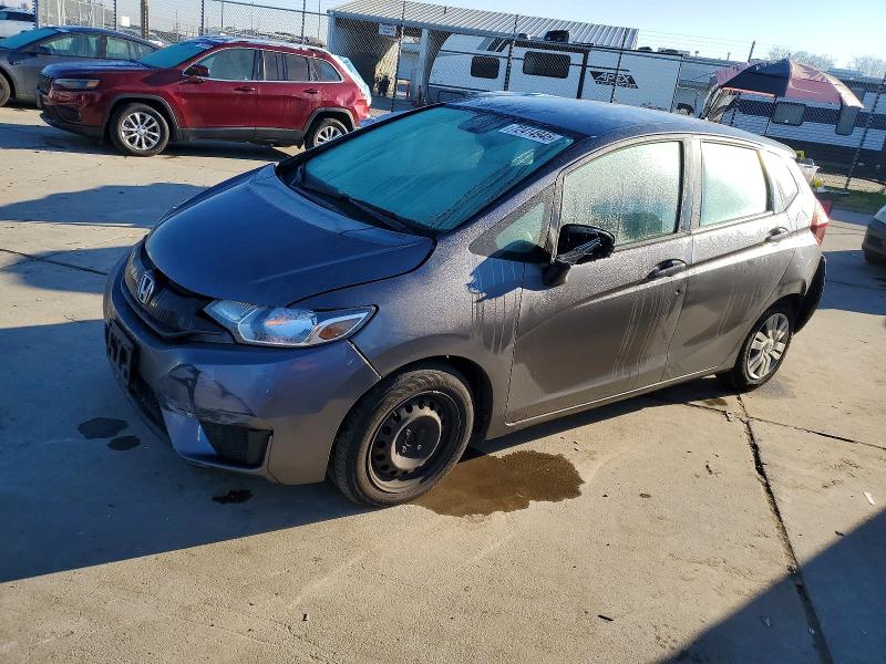 2015 HONDA FIT LX — VIN 3HGGK5H52FM773369