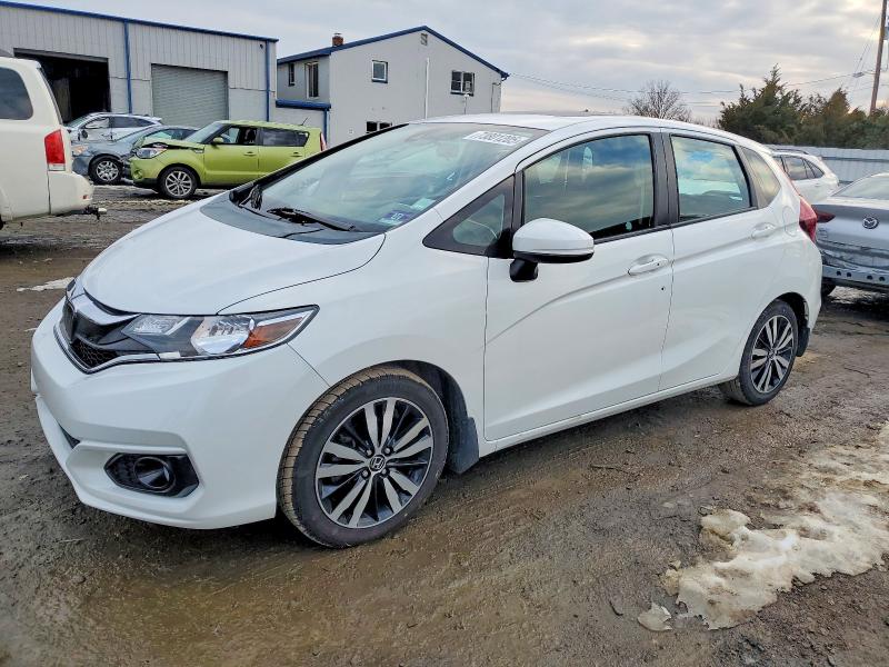 2018 HONDA FIT EX — VIN 3HGGK5H81JM715014