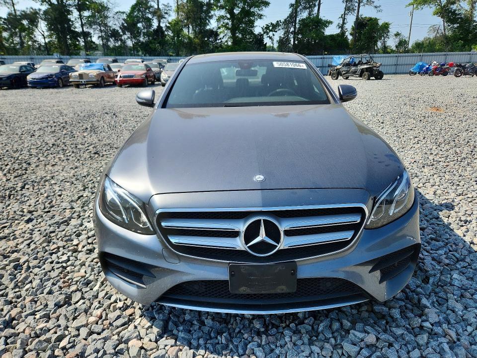 WDDZF4KB8HA032914