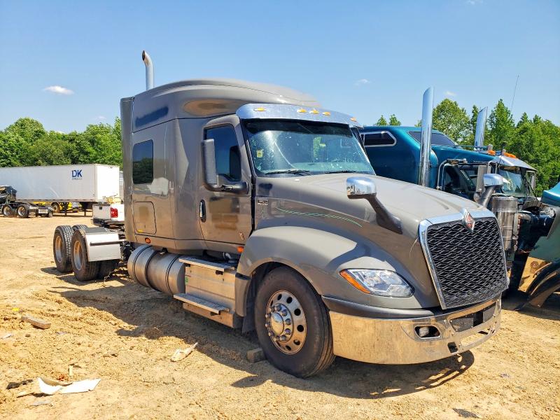 3HSDZSZR2SN381095