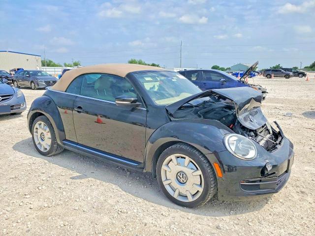 3VW517AT1FM802872