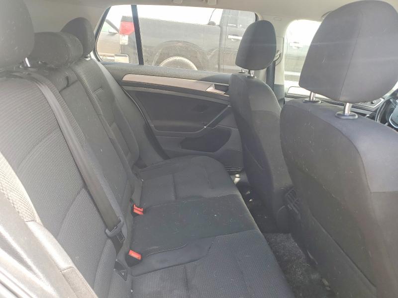 3VW217AUXHM054704