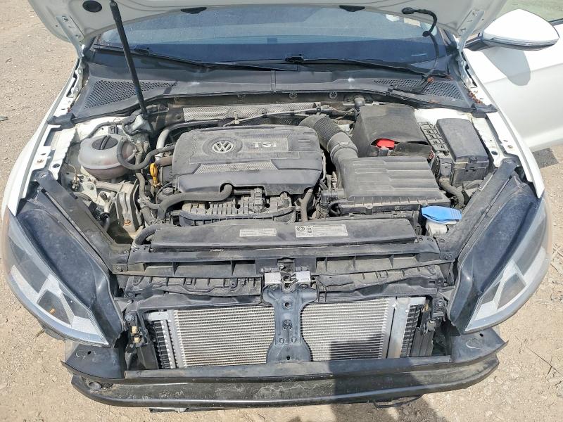 3VW217AUXHM054704