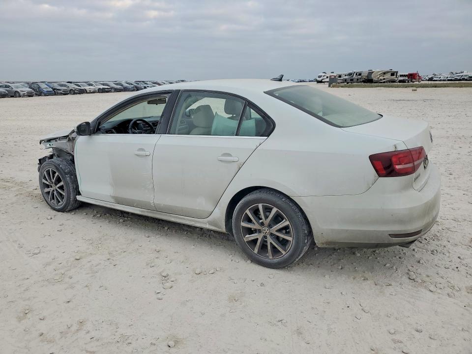 3VWDB7AJ3HM321211