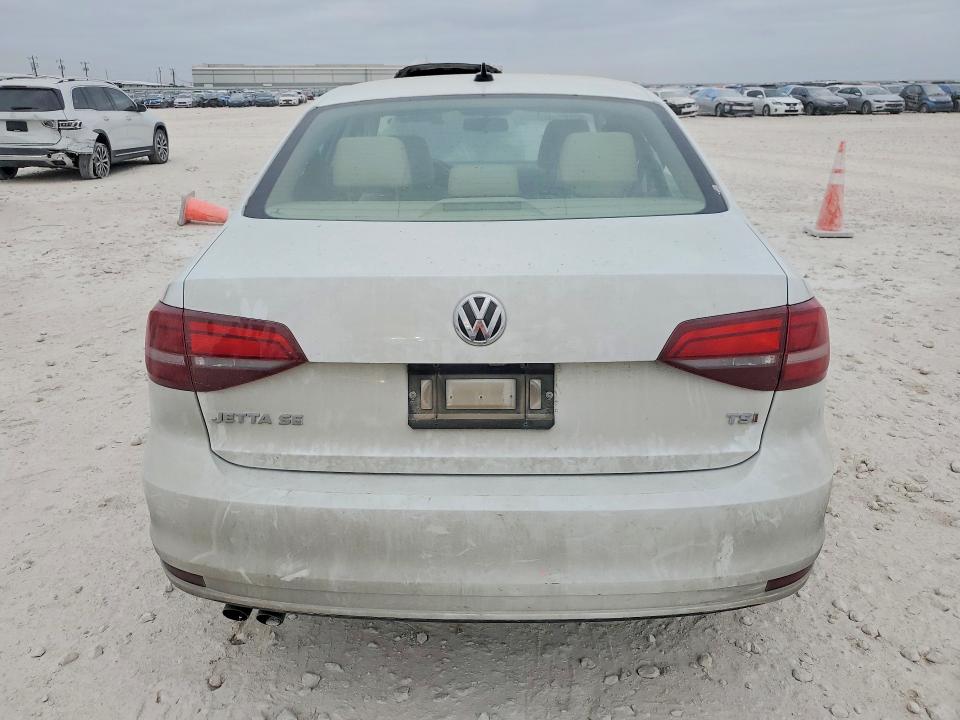 3VWDB7AJ3HM321211