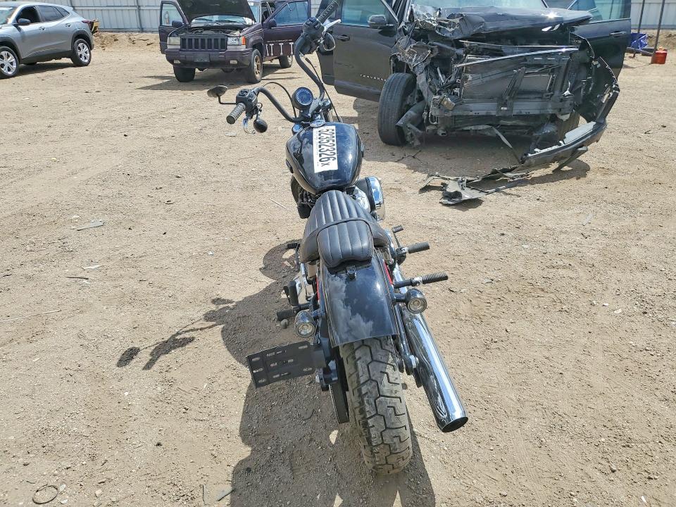 1HD1YJ926TB018842