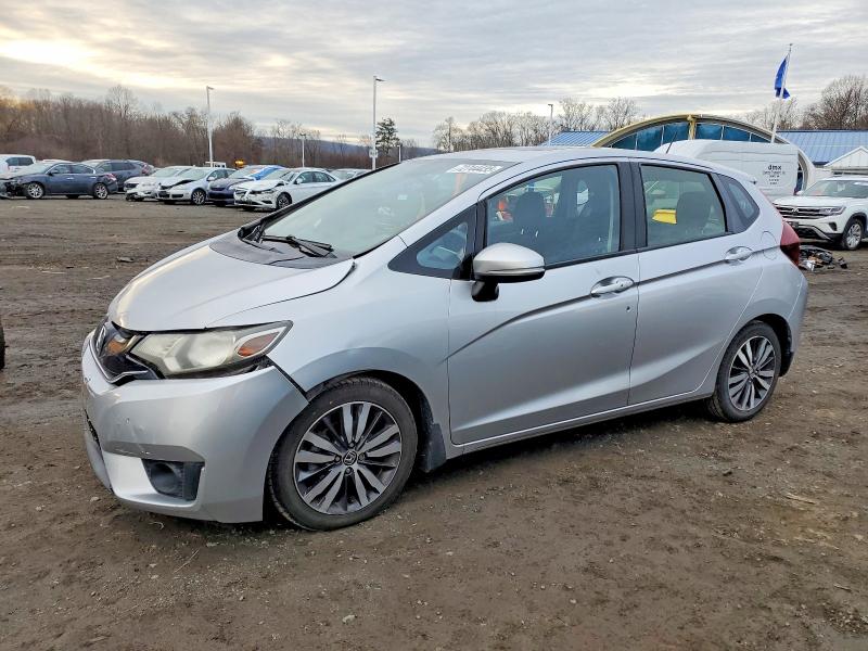 2016 HONDA FIT EX — VIN JHMGK5H76GS002811