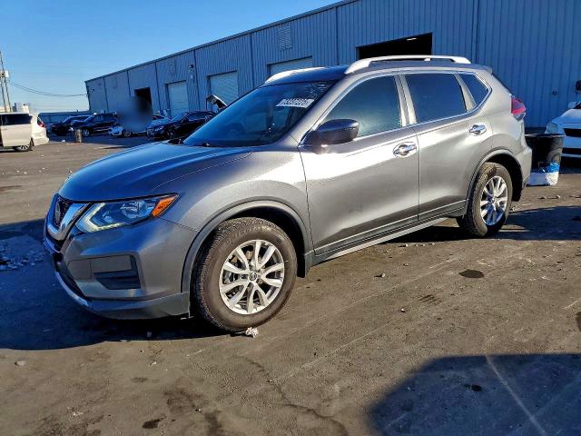 2018 NISSAN ROGUE S — VIN 5N1AT2MT1JC762051