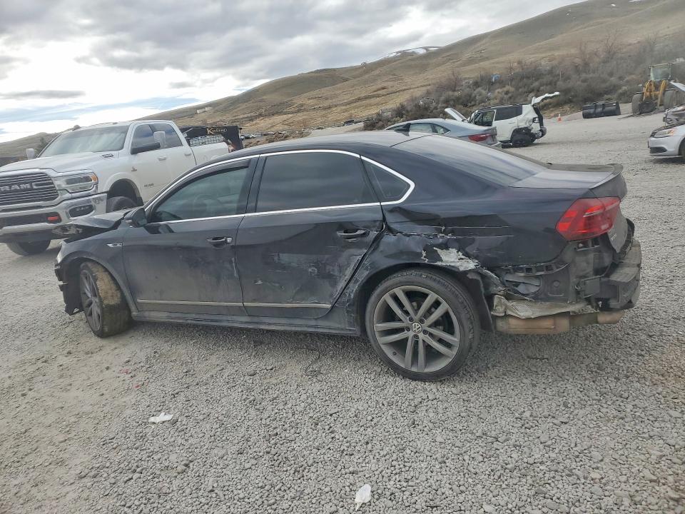 1VWDT7A32HC060623