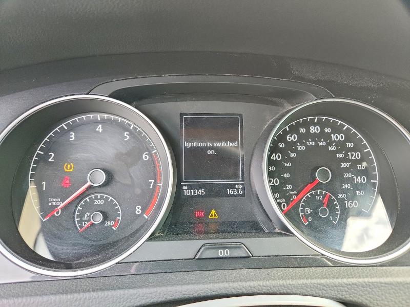 3VWW57AUXKM028925