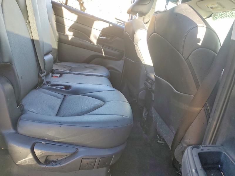5TDAAAB52RS020728