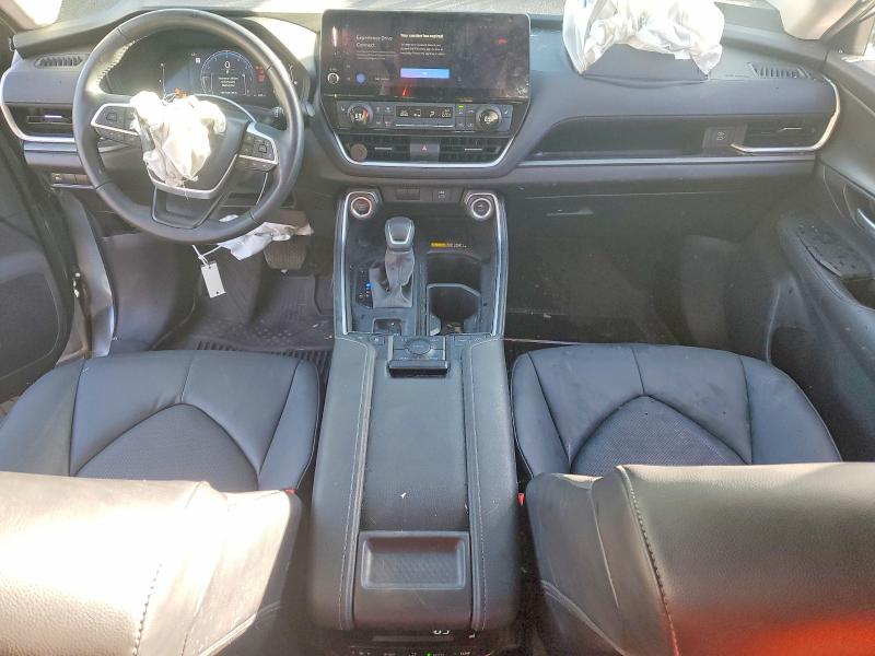 5TDAAAB52RS020728