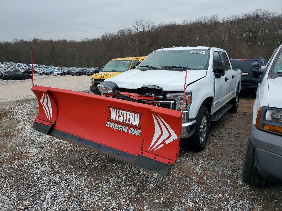 2022 FORD F350 — VIN 1FT8W3BT1NEE97709