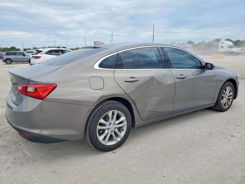 1G1ZD5ST1JF155812