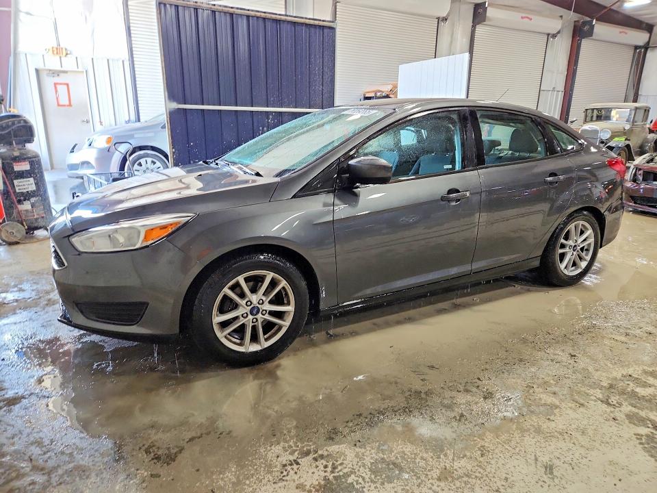 2018 FORD FOCUS — VIN 1FADP3F22JL204540