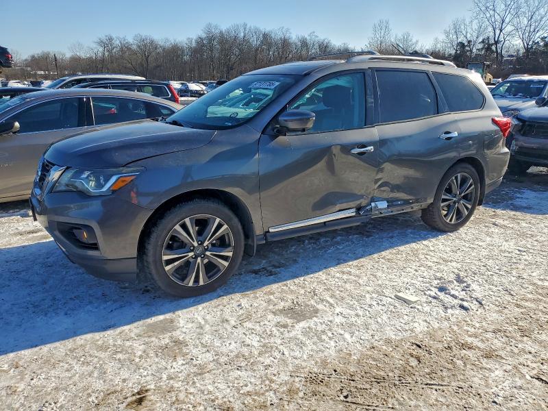 2017 NISSAN PATHFINDER — VIN 5N1DR2MM9HC620089