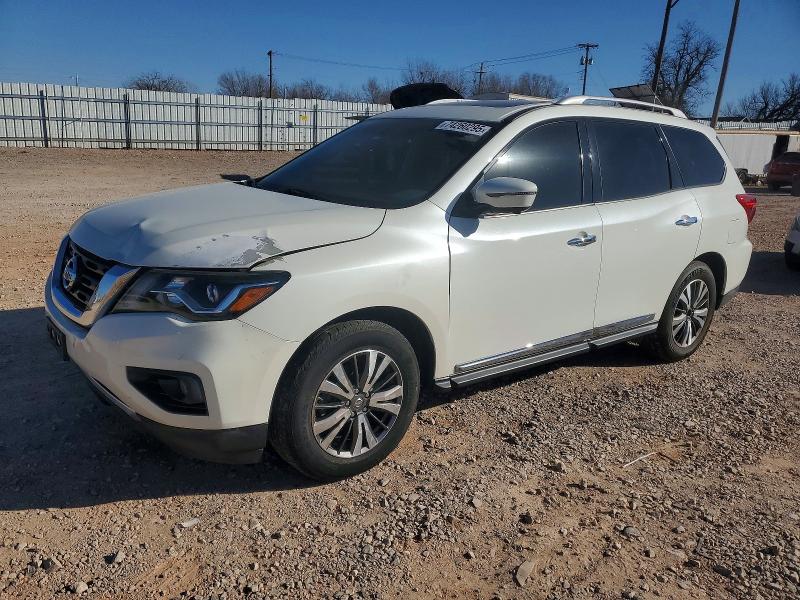 2017 NISSAN PATHFINDER — VIN 5N1DR2MM8HC615823