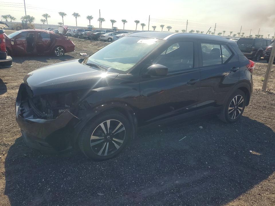 2018 NISSAN KICKS — VIN 3N1CP5CU4JL543721