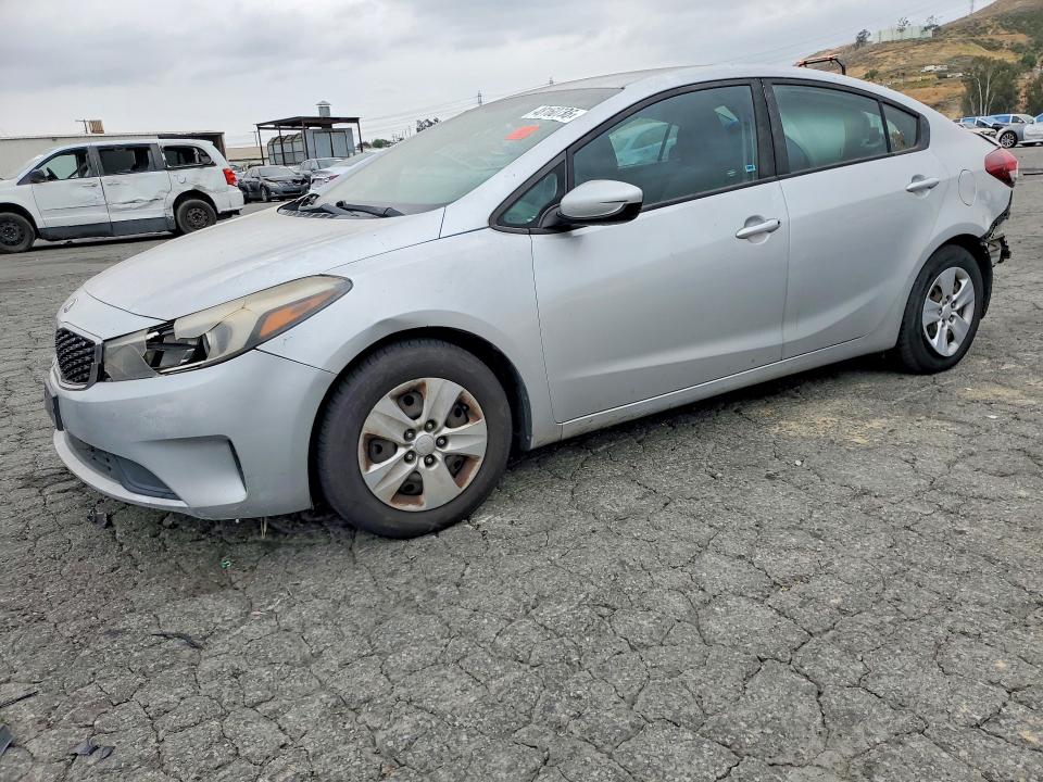 2017 KIA FORTE — VIN 3KPFK4A79HE039017