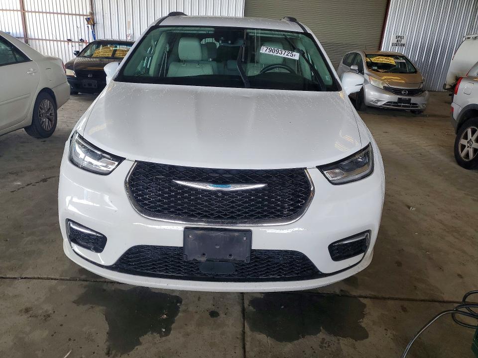2C4RC1L78MR599187