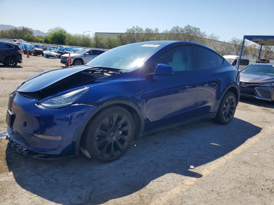 2022 TESLA MODEL Y — VIN 7SAYGDEE4NF458307