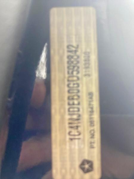 1C4NJDEB0GD598842