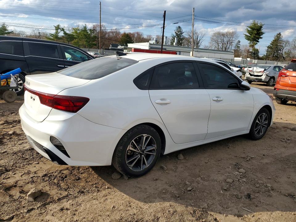 3KPF24AD0PE694882