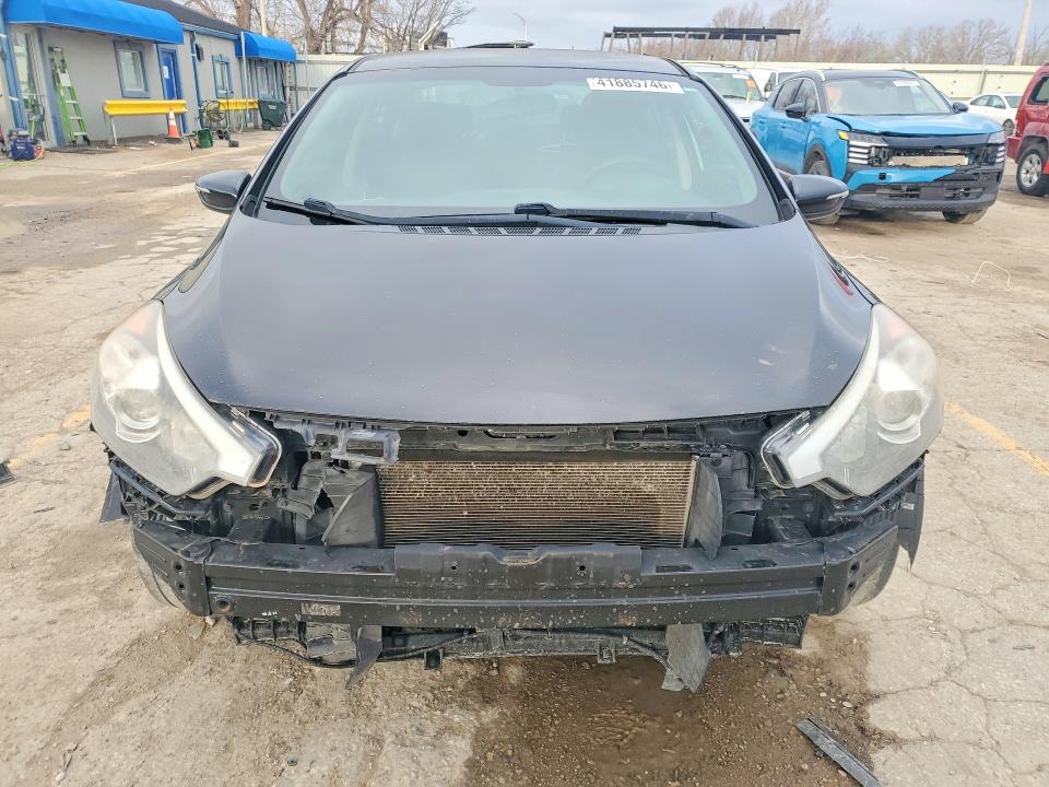 KNAFX4A63G5518727