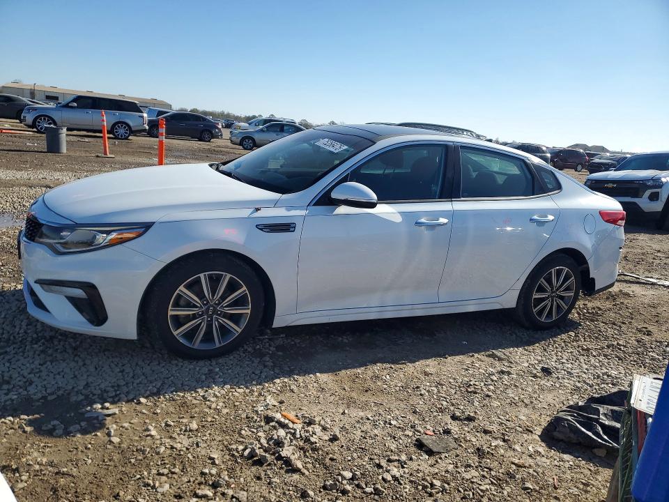 2019 KIA OPTIMA — VIN 5XXGT4L34KG300709