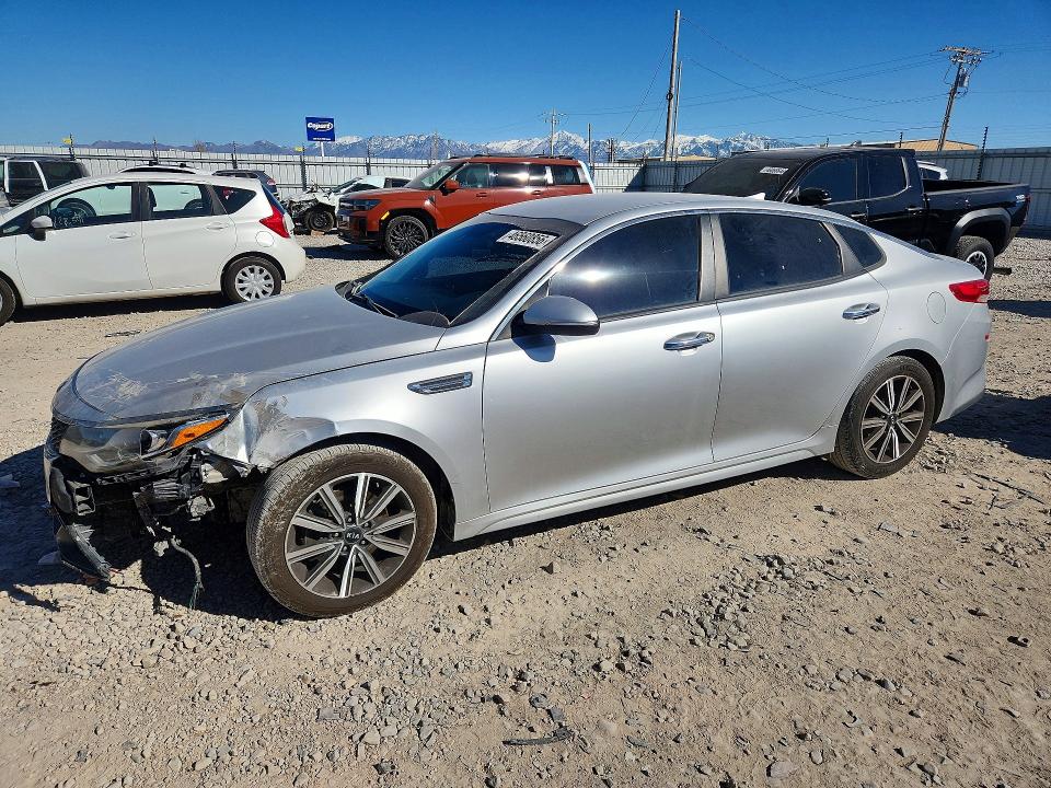 2019 KIA OPTIMA — VIN 5XXGT4L33KG379774