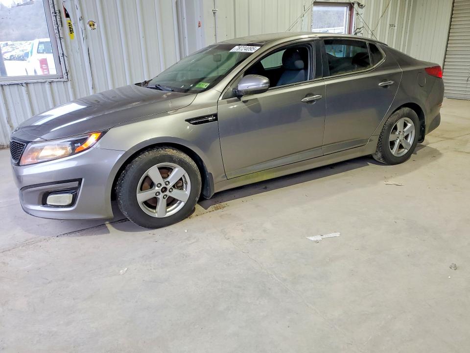 2015 KIA OPTIMA — VIN 5XXGM4A71FG425806