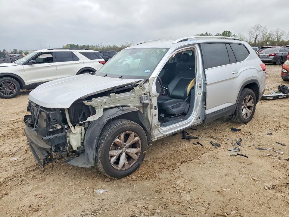 2018 VOLKSWAGEN ATLAS — VIN 1V2KR2CA8JC513980
