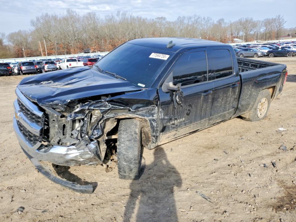 2018 CHEVROLET SILVERADO — VIN 1GCRCREC3JZ159324