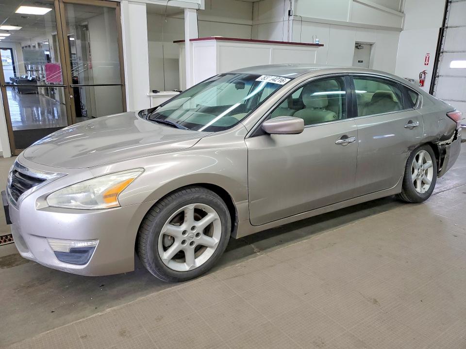2015 NISSAN ALTIMA — VIN 1N4AL3AP4FC131471