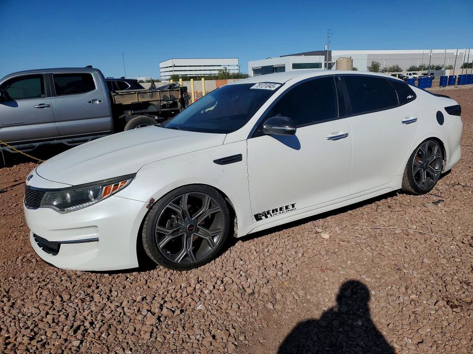 2017 KIA OPTIMA — VIN 5XXGU4L34HG151708