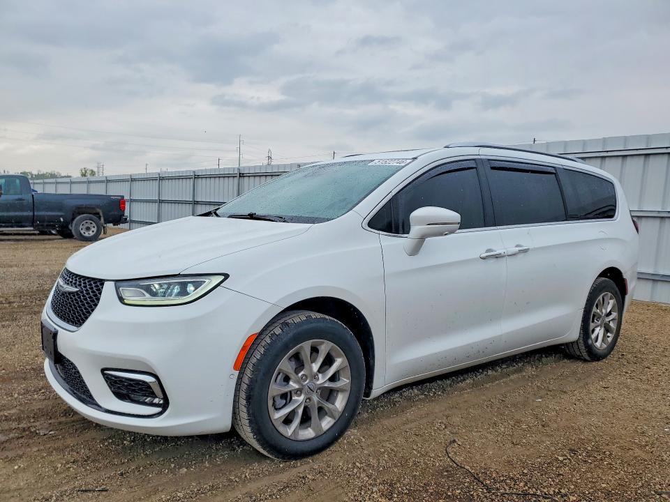 2C4RC3BG6MR554679