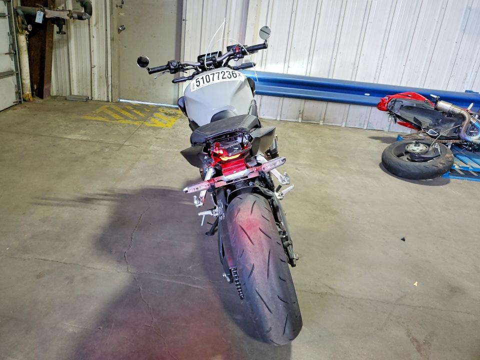 MLHRH1650S5100076