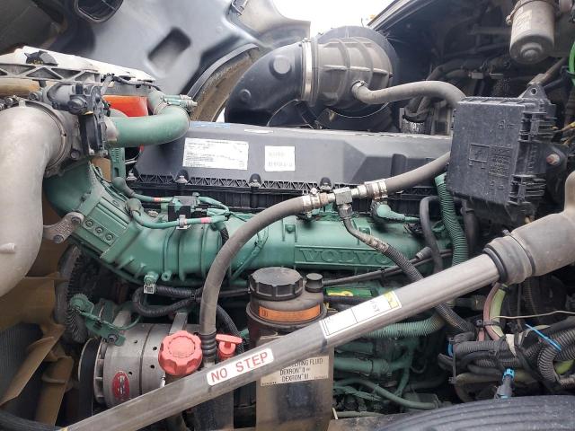 4V4NC9EJ8KN200671