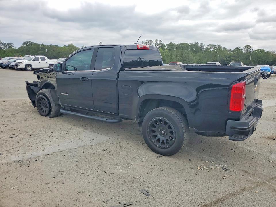 1GCHSBEN6J1299888