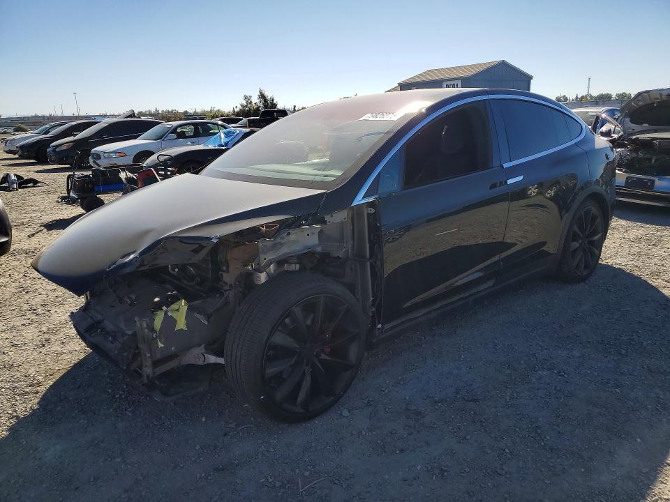 2016 TESLA MODEL X — VIN 5YJXCBE42GFS00077