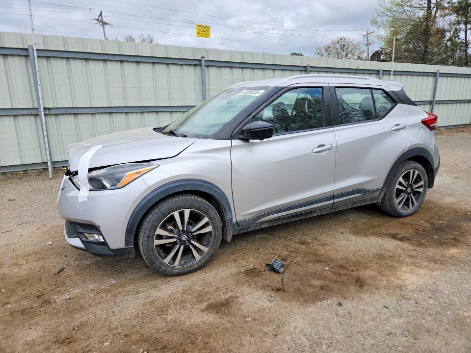 2019 NISSAN KICKS — VIN 3N1CP5CU5KL521907