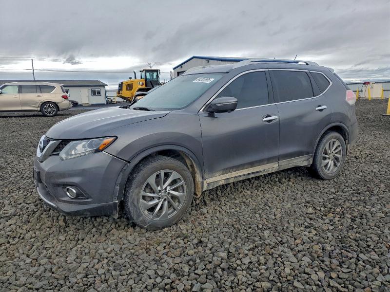 2015 NISSAN ROGUE S — VIN 5N1AT2MV8FC839569