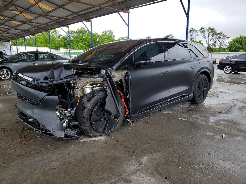 2026 LUCID MOTORS GRAVITY — VIN 7UUG1GHJ3TA019769
