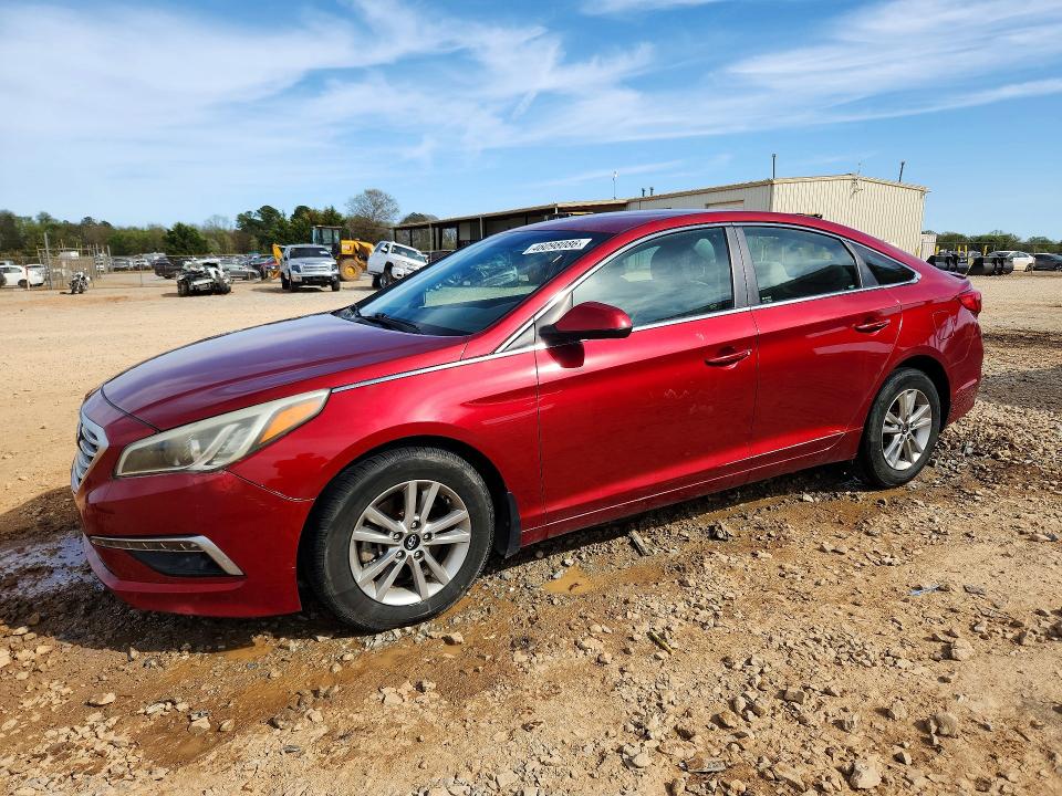 2015 HYUNDAI SONATA — VIN 5NPE24AF7FH256982
