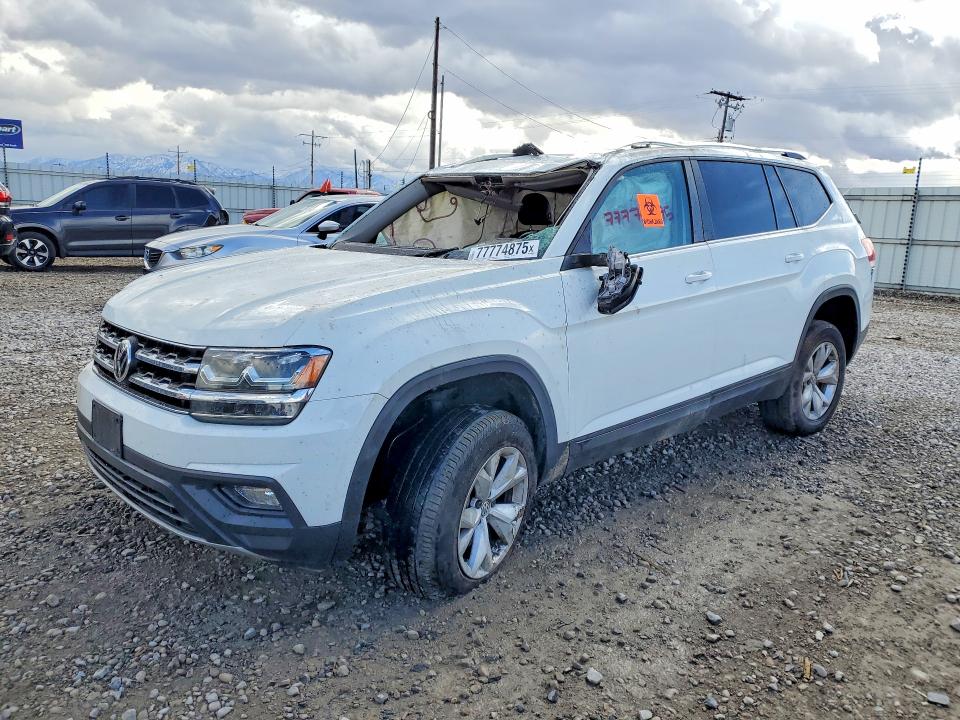 2018 VOLKSWAGEN ATLAS — VIN 1V2LR2CAXJC521387