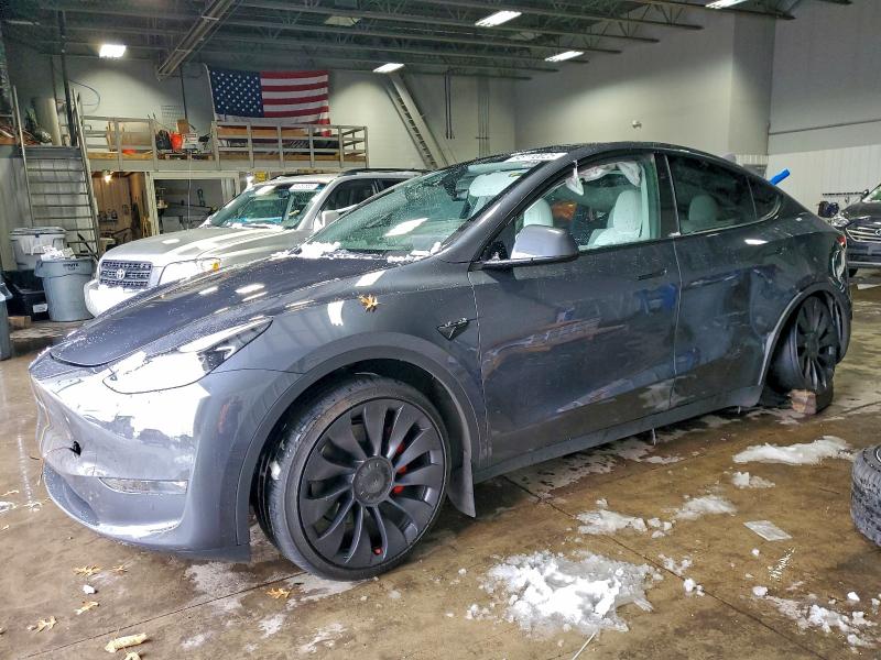 2023 TESLA MODEL Y — VIN 7SAYGDEF5PF920224