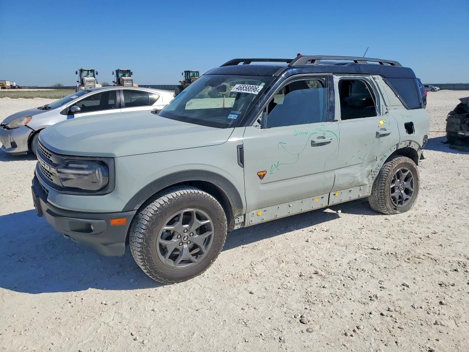 3FMCR9D93MRB17671